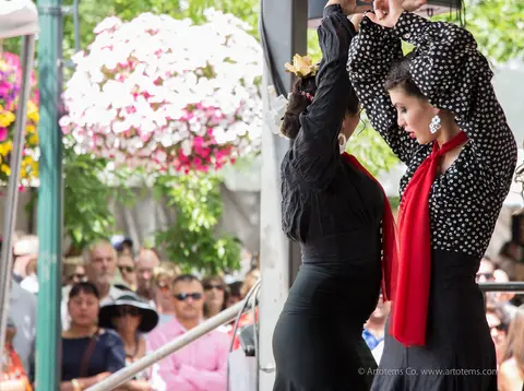 Más de 500 sillas gratis para el flamenco en la Plaza de España