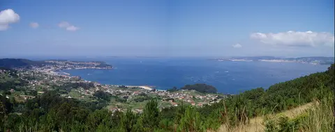 Bueu corta el acceso a Cabo Udra y controla Lagos por el eclipse