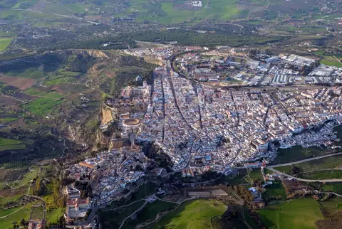 Ronda se prepara para recibir a 150 aficionados a la montaña y la espeleología