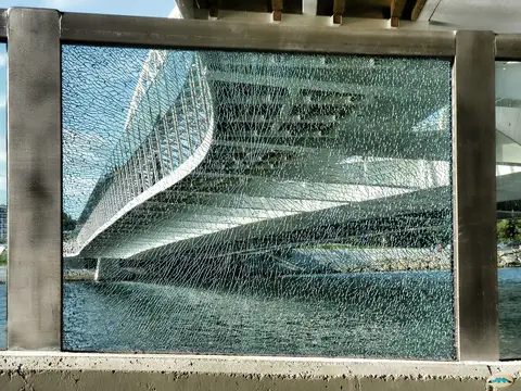 Pontevedra: Desperfectos y vandalismo en la senda de Os Gafos