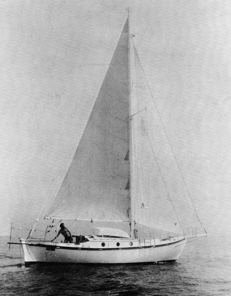 Médico australiano zarpa desde A Illa de Arousa en una vuelta al mundo en solitario