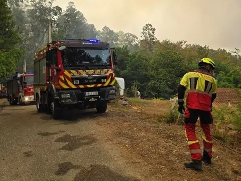 Extinguido el incendio de Ponteareas tras calcinar 76 hectáreas