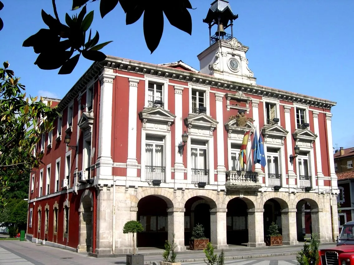 Últimos días para visitar la exposición 'La Revuelta y la Nieve' en el Pozo Santa Bárbara