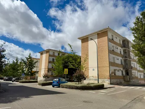 Alcalá la Real impulsa la rehabilitación de 37 viviendas sociales en El Coto
